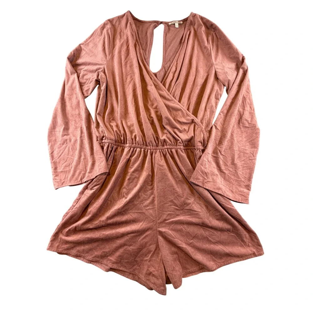 Charlotte Russe Mauve Faux Suede Long Bell Sleeve Wrap Romper Large Boho Keyhole